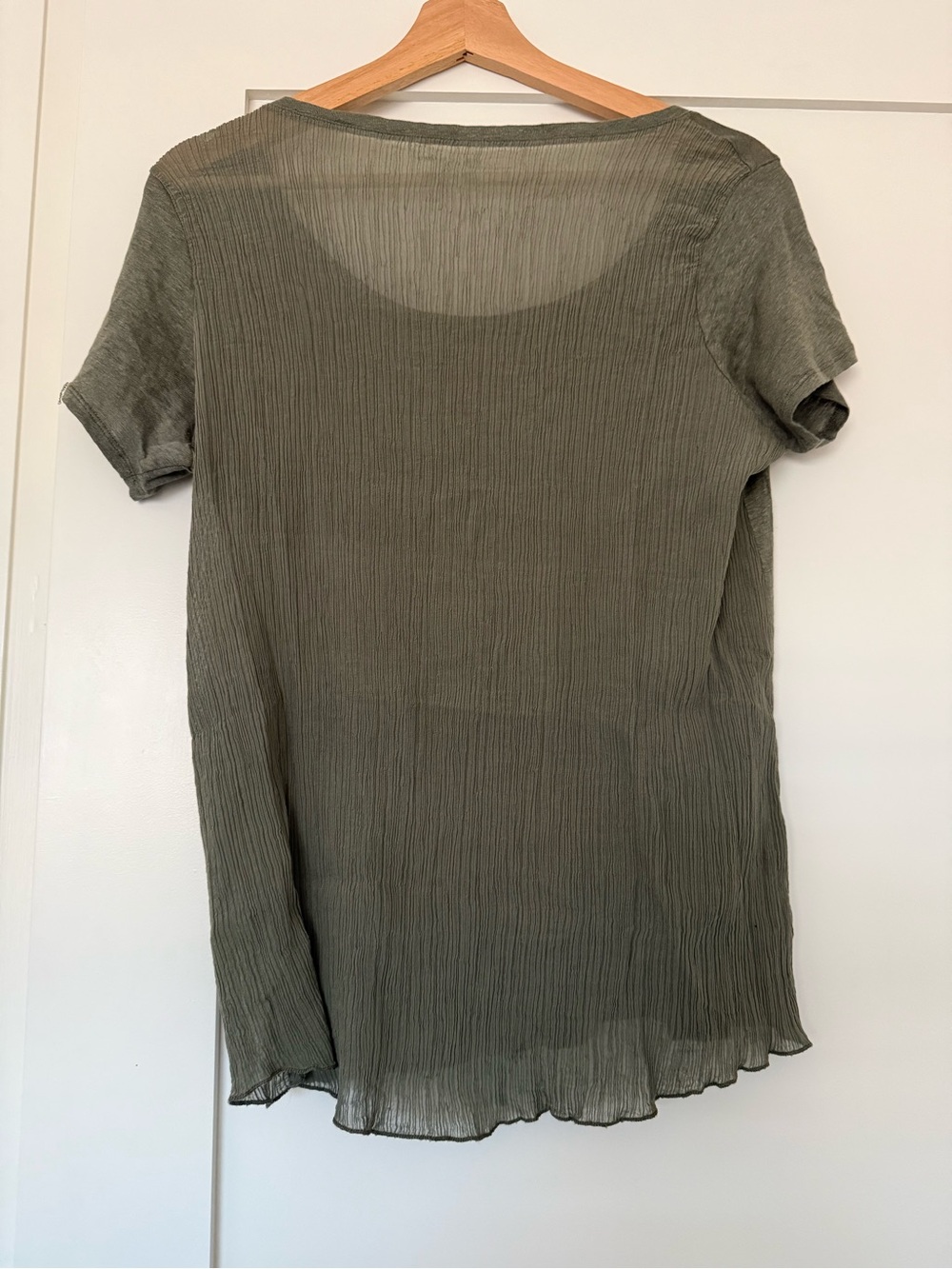 Majestic Filatures Linen & Silk Blend Pleated Back T-Shirt Sage Green size 3 M/L - Picture 6 of 10